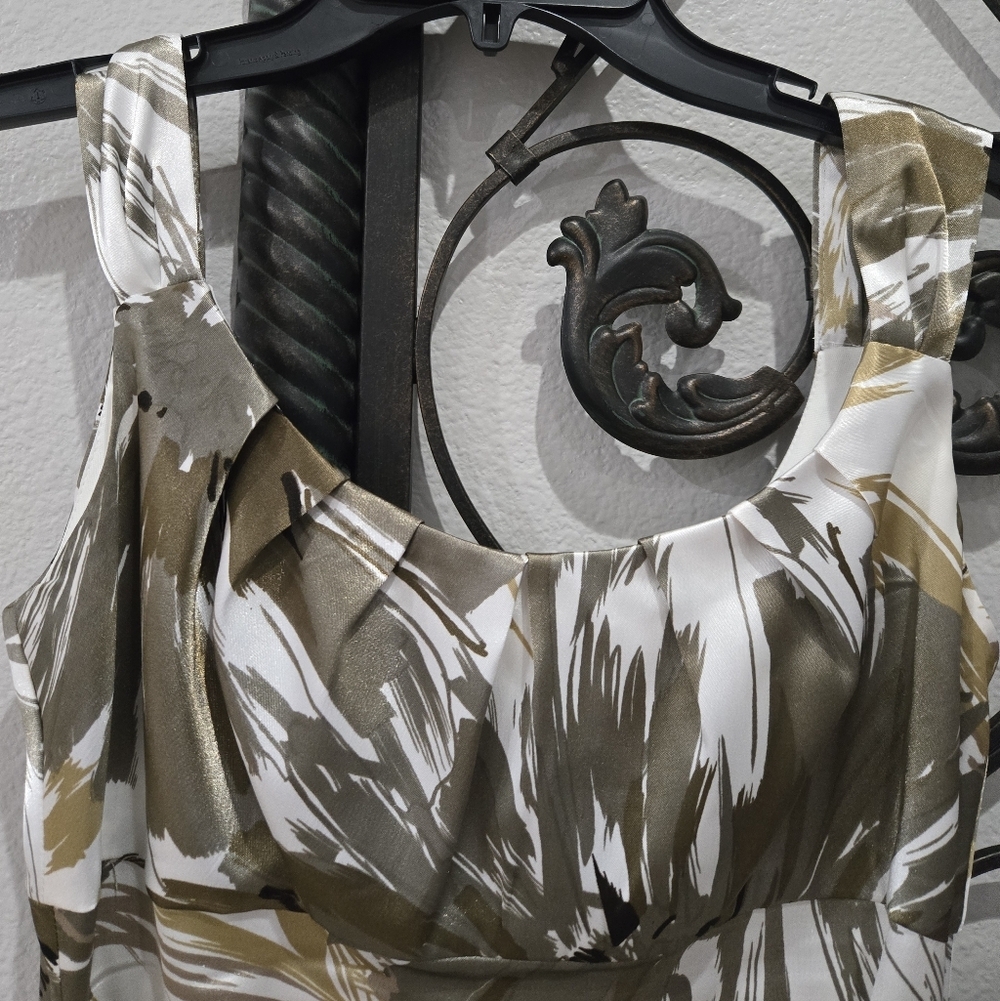London Times Floral Satin Midi Dress - Picture 7 of 10